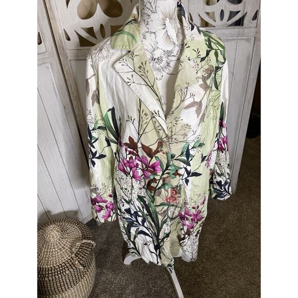 Chico's Colorful Floral Green Cream Short Trench Coat Jacket Size XXL (4) - Picture 1 of 7